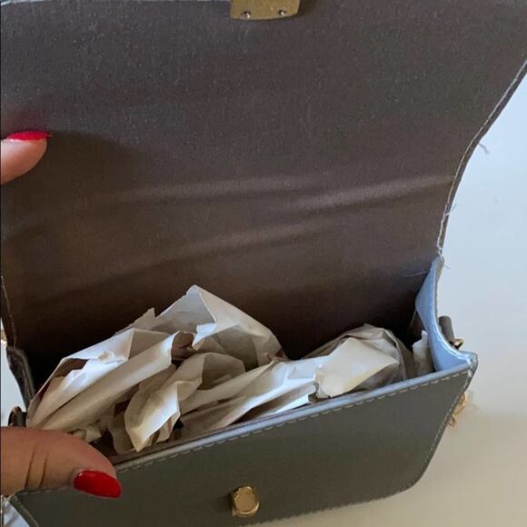 Silvery Gray Chain Crossbody Popular Fashion Bag - Picture 11 of 11